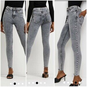 Rivet Island High-Rise Tall Women's US Sz 14 Skinny Distressed Crop Hem Jeans